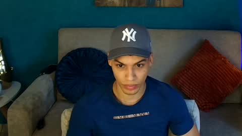 Snapshot of klaton__ chatting on 10/18/25, 05:25 klaton__ online show from 10/18/25, 05:25