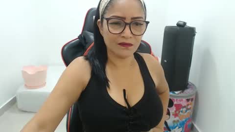 Snapshot of klauss_123 chatting on 11/20/25, 05:18 klauss 123 online show from 11/20/25, 05:18