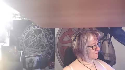 Michelle online show from 04/22/26, 07:00