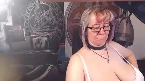 Michelle online show from 05/17/26, 04:25