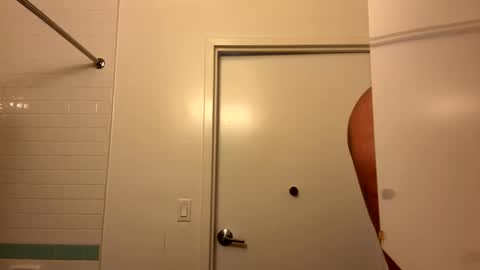 kleinpalace online show from 11/19/25, 11:32