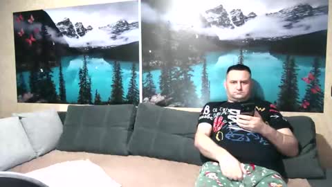 Kleosnow online show from 09/24/25, 07:55