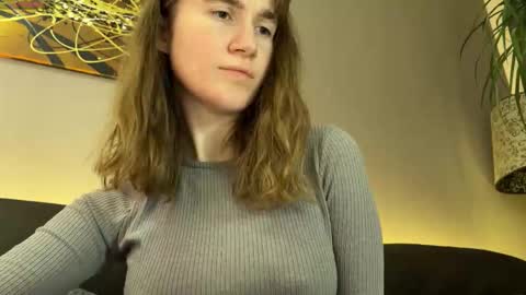 Snapshot of kleya___ chatting on 11/06/25, 06:20 Kleya online show from 11/06/25, 06:20