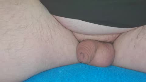 Snapshot of klinge2000 chatting on 10/23/25, 08:02 klinge2000 online show from 10/23/25, 08:02