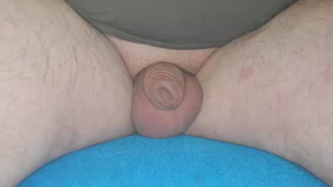 Snapshot of klinge2000 chatting on 11/04/25, 04:06 klinge2000 online show from 11/04/25, 04:06