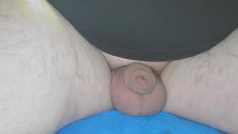 Snapshot of klinge2000 chatting on 11/14/25, 10:03 klinge2000 online show from 11/14/25, 10:03