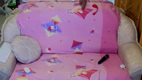 Snapshot of klitores chatting on 11/29/25, 02:14 ALYONA online show from 11/29/25, 02:14