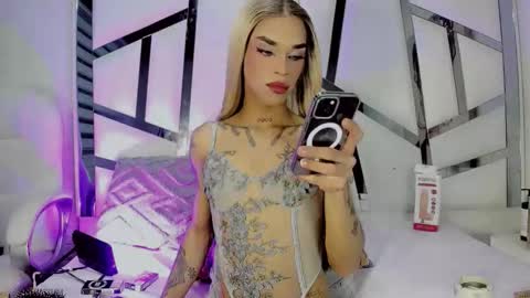 Snapshot of kloe_hh chatting on 02/09/26, 04:16 Kloe online show from 02/09/26, 04:16