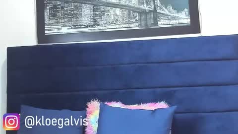 KLOE online show from 02/04/26, 01:39