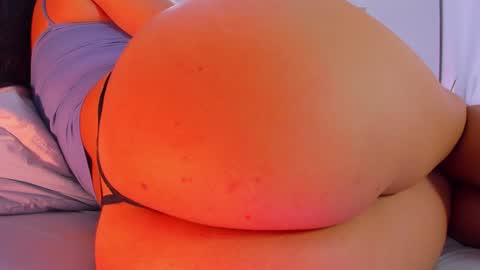 Snapshot of kloeass chatting on 01/09/25, 12:14 SOPHIA RIVERA online show from 01/09/25, 12:14