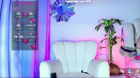 kmichelle1 online show from 01/05/26, 11:41