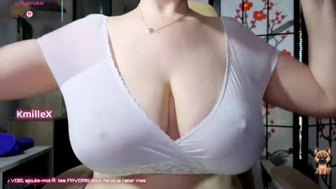 KmilleX online show from 05/27/26, 06:21