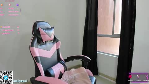 Snapshot of kmipearl chatting on 11/07/25, 03:01 Camila Reyes online show from 11/07/25, 03:01