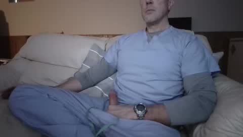 Snapshot of knight3975 chatting on 12/17/24, 03:39 Knight3975 online show from 12/17/24, 03:39