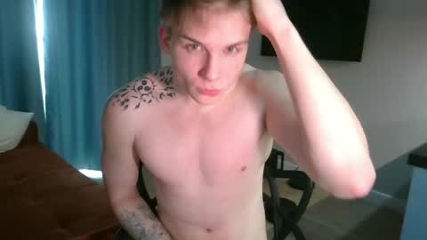 Snapshot of knotsiemens chatting on 05/03/26, 10:10 Adam online show from 05/03/26, 10:10