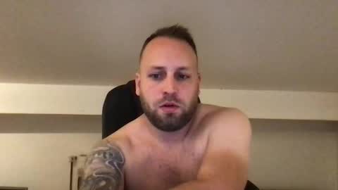 hugo online show from 10/11/25, 02:00