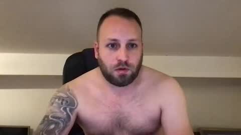 hugo online show from 12/01/25, 11:54