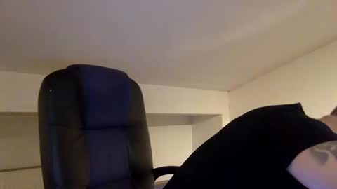 hugo online show from 02/01/26, 01:48