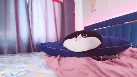 Snapshot of kok0mi_ chatting on 06/29/26, 10:15 Koko online show from 06/29/26, 10:15