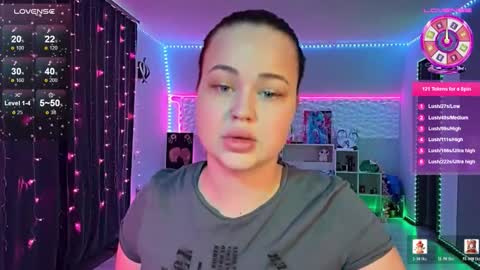 Mia online show from 02/19/26, 08:32