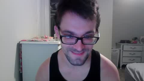 Snapshot of kol704 chatting on 08/05/26, 12:35 Kolia online show from 08/05/26, 12:35