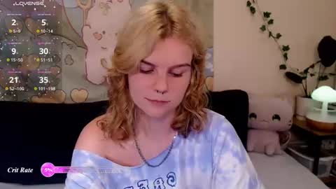 Snapshot of komorebbi chatting on 07/01/26, 11:15 Marta online show from 07/01/26, 11:15
