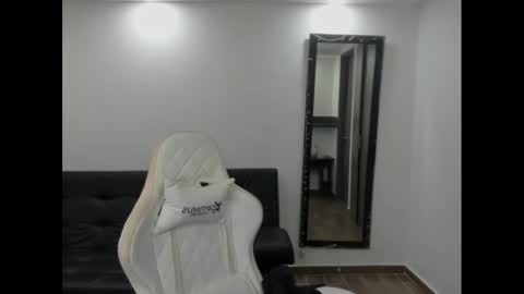 Julieta online show from 12/02/24, 07:47