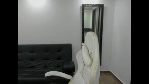 Julieta online show from 12/06/24, 06:48