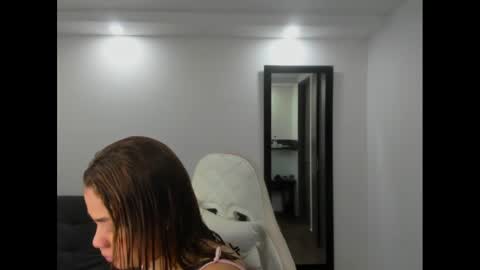 Julieta online show from 02/20/25, 02:07