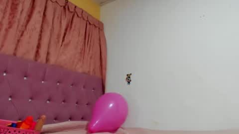 konie Diaz online show from 11/12/25, 02:34