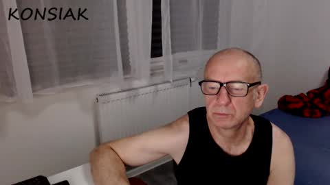 Komsiak online show from 10/24/25, 08:38