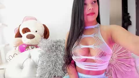 Snapshot of koralcruz chatting on 02/02/26, 04:17 Koral Cuz online show from 02/02/26, 04:17