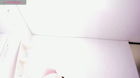 Snapshot of koralcruz chatting on 02/03/26, 04:23 Koral Cuz online show from 02/03/26, 04:23