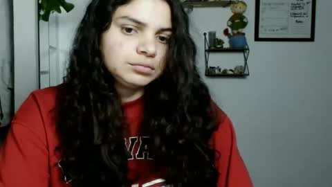 Karoll online show from 11/11/25, 01:38