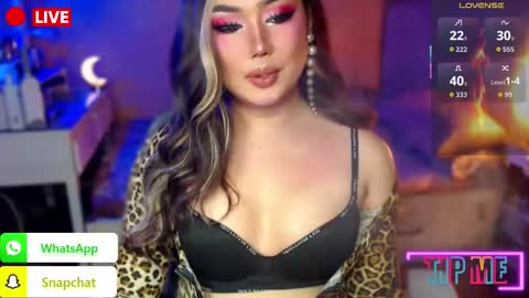 MISS ALICIA online show from 10/17/25, 02:15