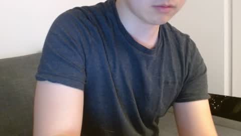 Korean online show from 12/09/24, 02:24