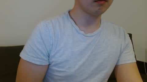 Korean online show from 12/23/24, 02:02