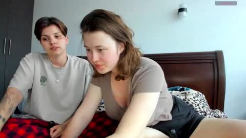 Twiix online show from 02/16/25, 11:26