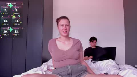 Twiix online show from 09/30/25, 07:52