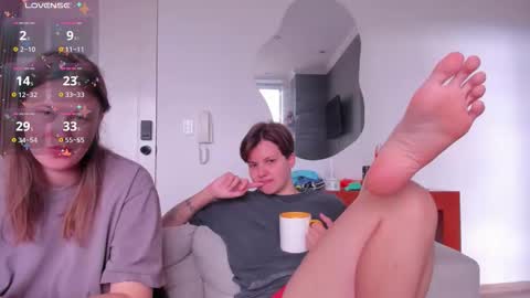 Twiix online show from 11/22/25, 01:32