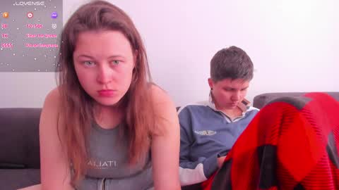 Twiix online show from 04/21/26, 04:23