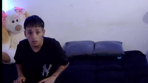 Snapshot of korummy_andmathias chatting on 02/27/25, 05:56 KorummyAndMathias online show from 02/27/25, 05:56