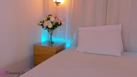 K O S M I C online show from 04/23/26, 01:13