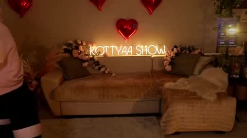 Kottyaa cb FOLLOWING  online show from 02/22/25, 10:52