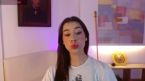 Elizabeth online show from 12/22/25, 12:02