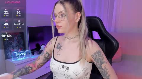 Jess online show from 10/18/25, 04:30