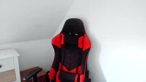 Bartek online show from 10/27/25, 11:25