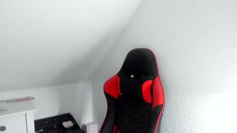 Bartek online show from 12/16/25, 06:51