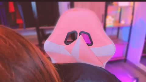 Khloe online show from 03/03/26, 03:23