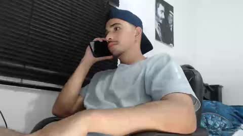 Snapshot of kratoswolf chatting on 12/14/25, 07:58 kratoswolf online show from 12/14/25, 07:58